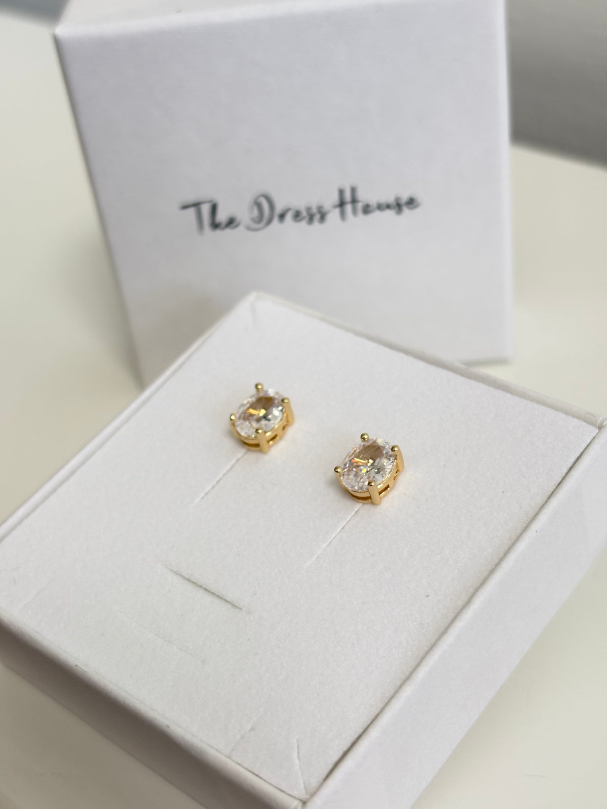 Rachey - Gold Stud Earring