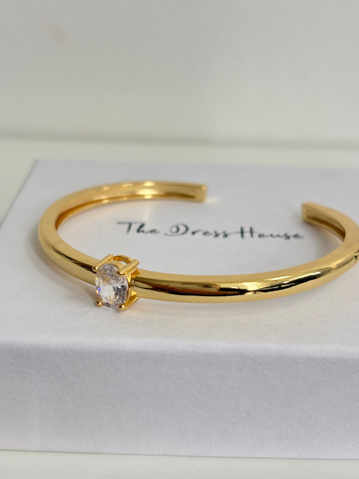 Amelia - Gold Bangle Earring Set