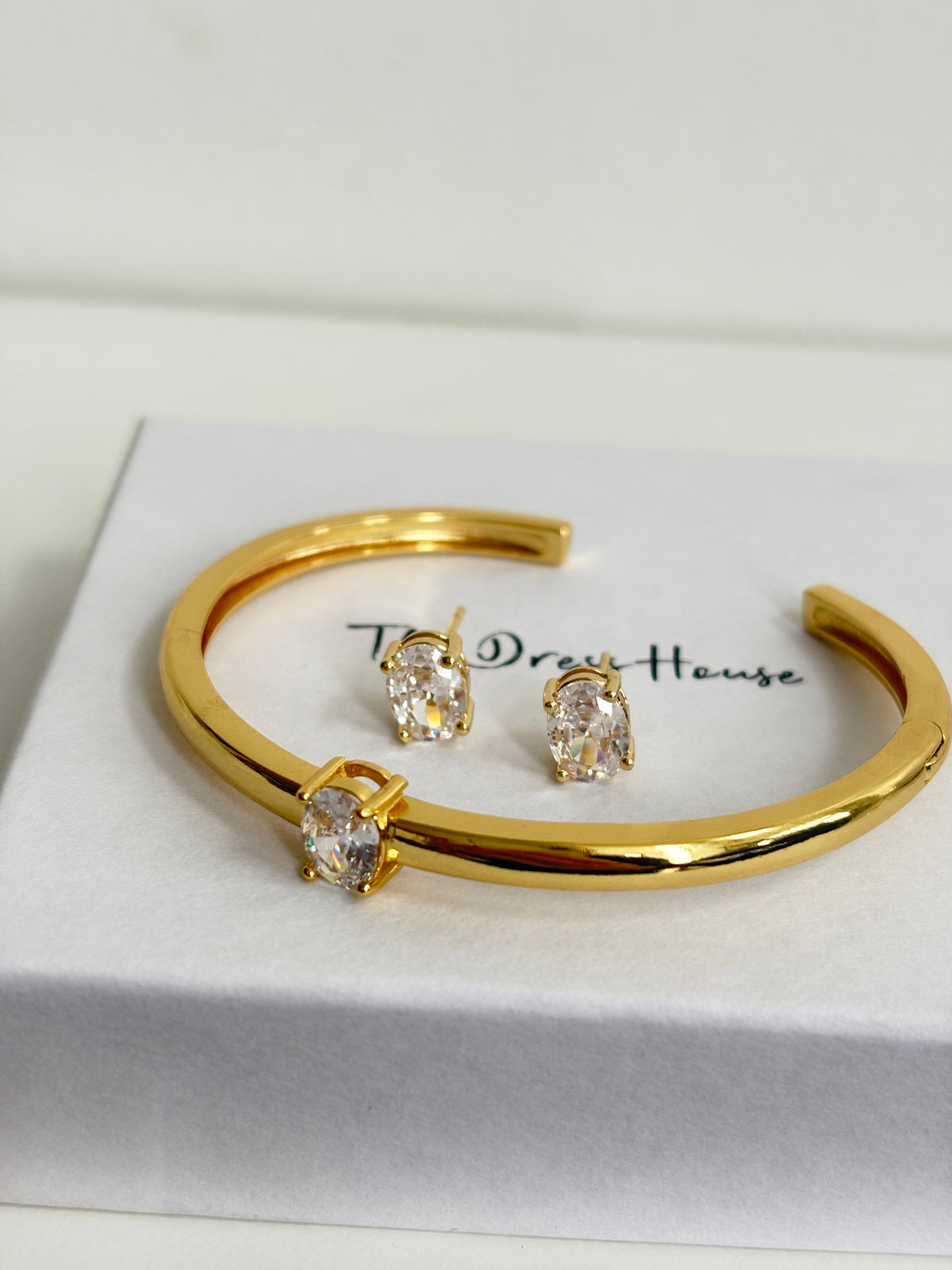 Amelia - Gold Bangle Earring Set