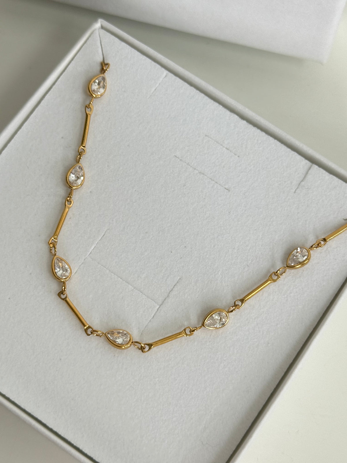 Neve - Gold Diamanté Bracelet