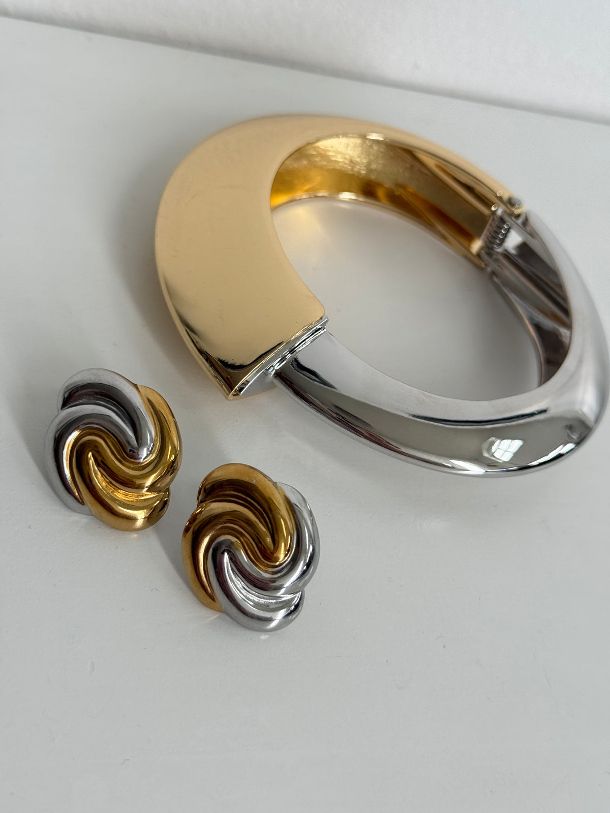 Vera Lexi Set - Gold Silver Earring Cuff Bracelet Set