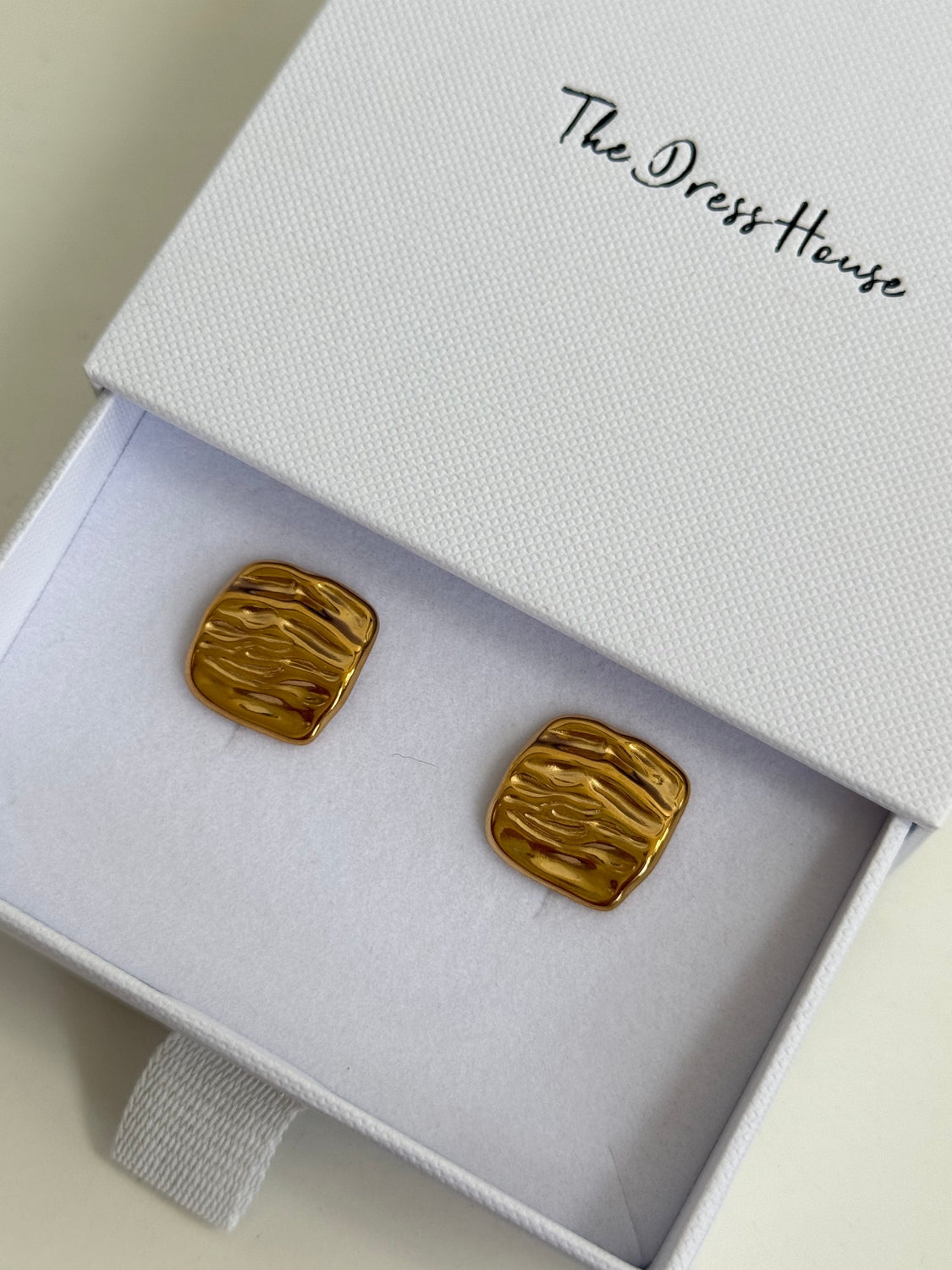 Elle - Gold Earring