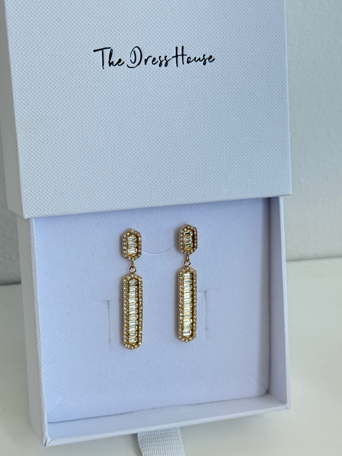 Nomi - Gold Earring