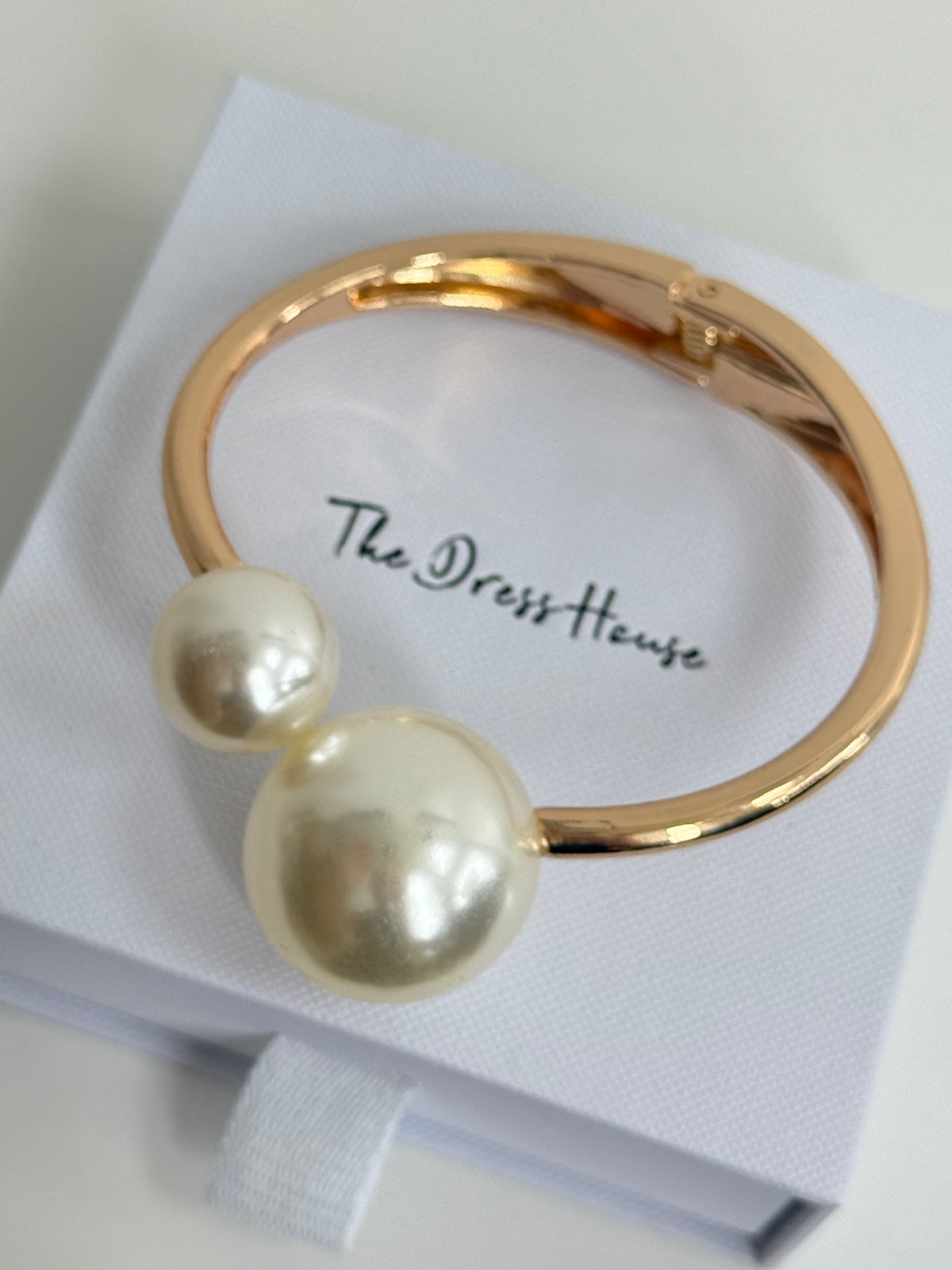 Lisa - Gold Pearl Bangle