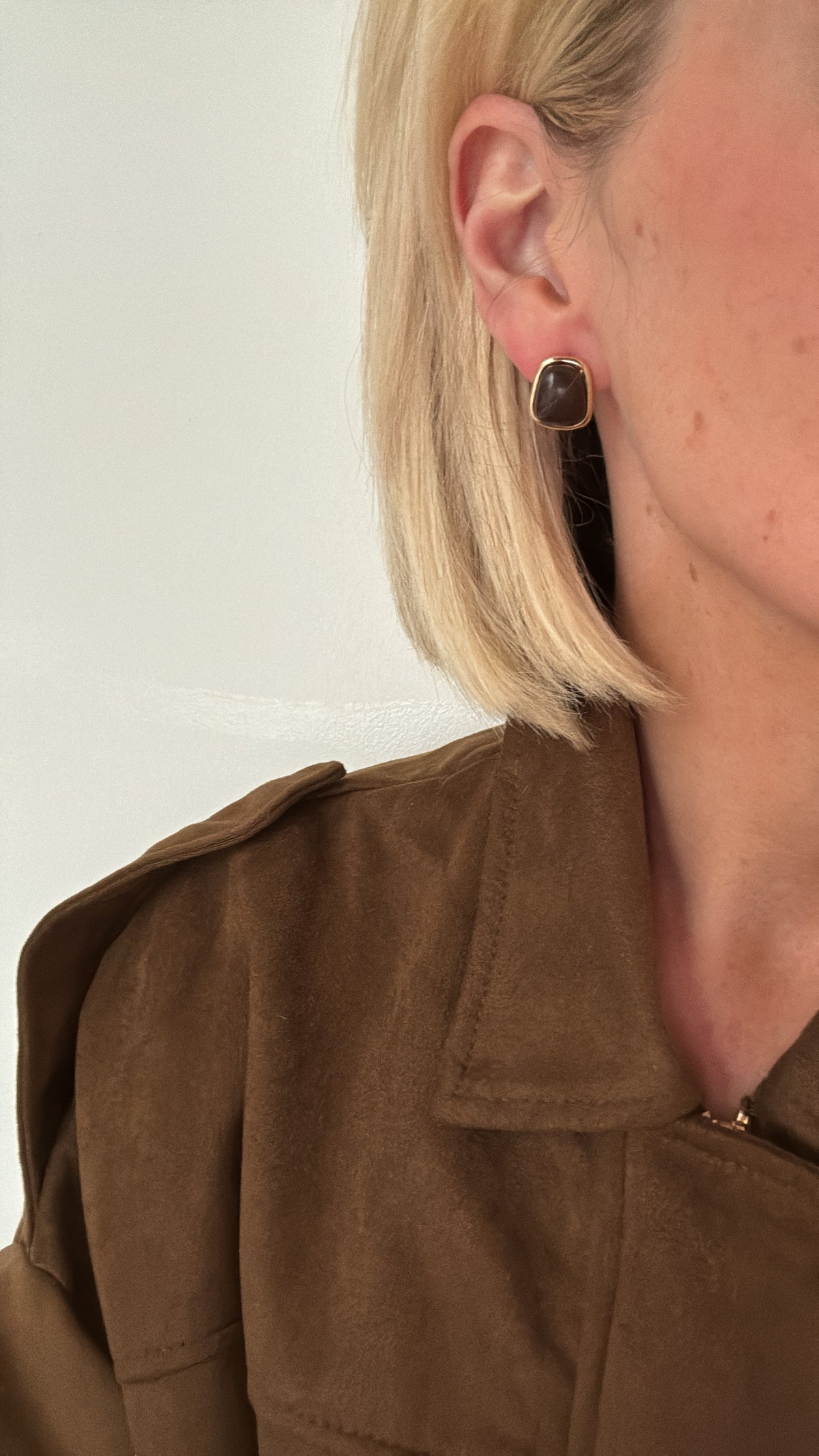 Cina - Chocolate Brown Gold Earring