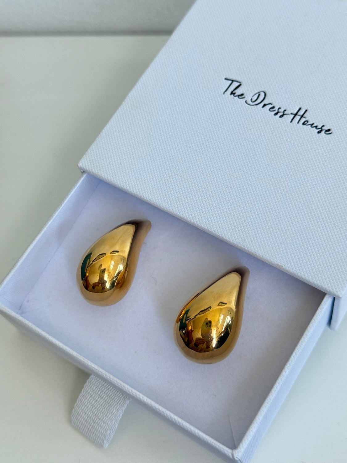Romy - Gold Dome Earring (3cm)