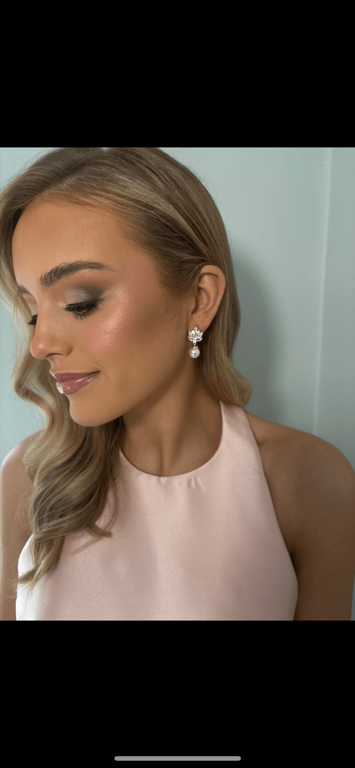 Maisy - Silver Pearl Earring