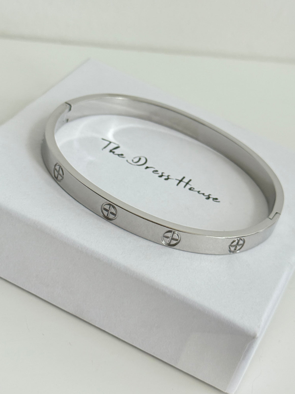 Sara - Silver Bangle Bracelet