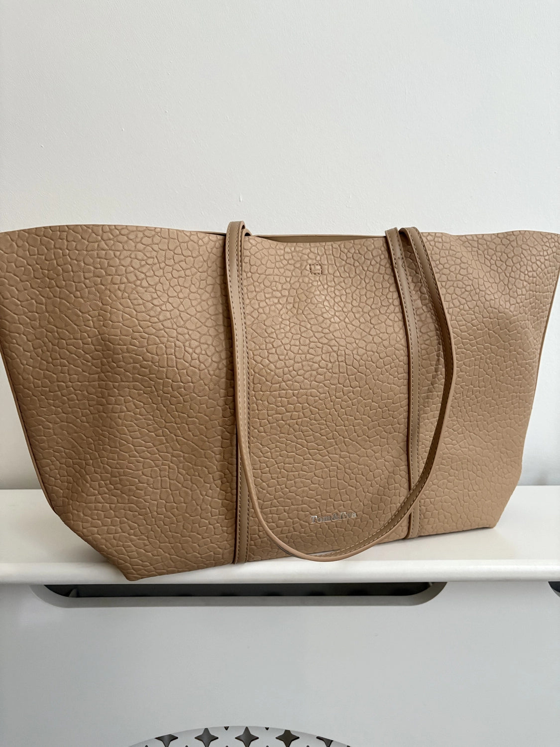 Tom & Eva Apricot Handbag