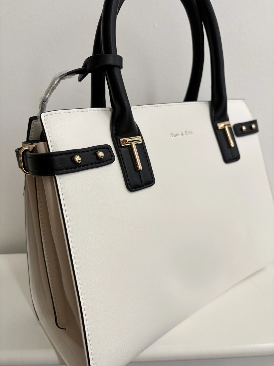 Tom & Eva Alara Black Ivory Handbag