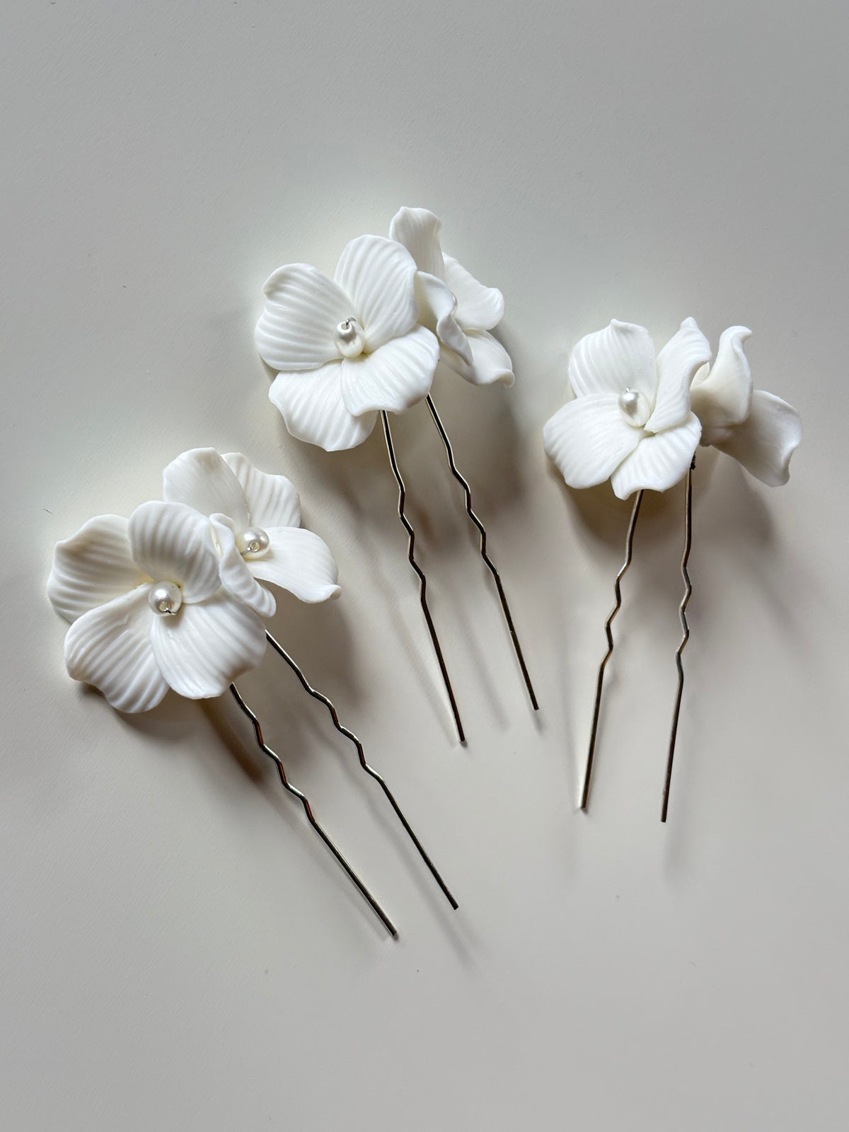 Alesha - Porcelain Bridal Hair Pins Pearl Silver