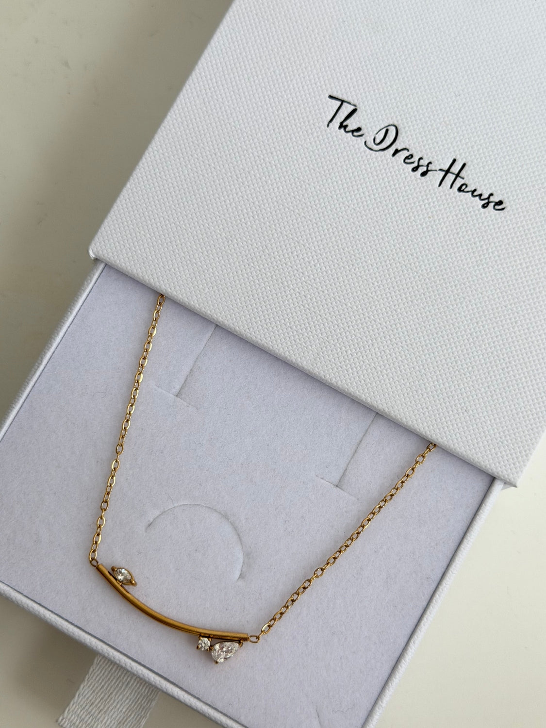 Elara - Curved Bar Diamanté Necklace