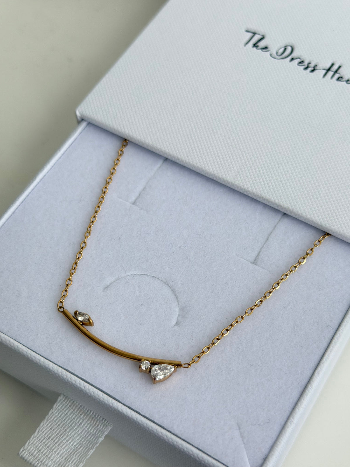 Elara - Curved Bar Diamanté Necklace